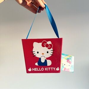 Hello‎ Kitty Paper Pail Sanrio 2010
